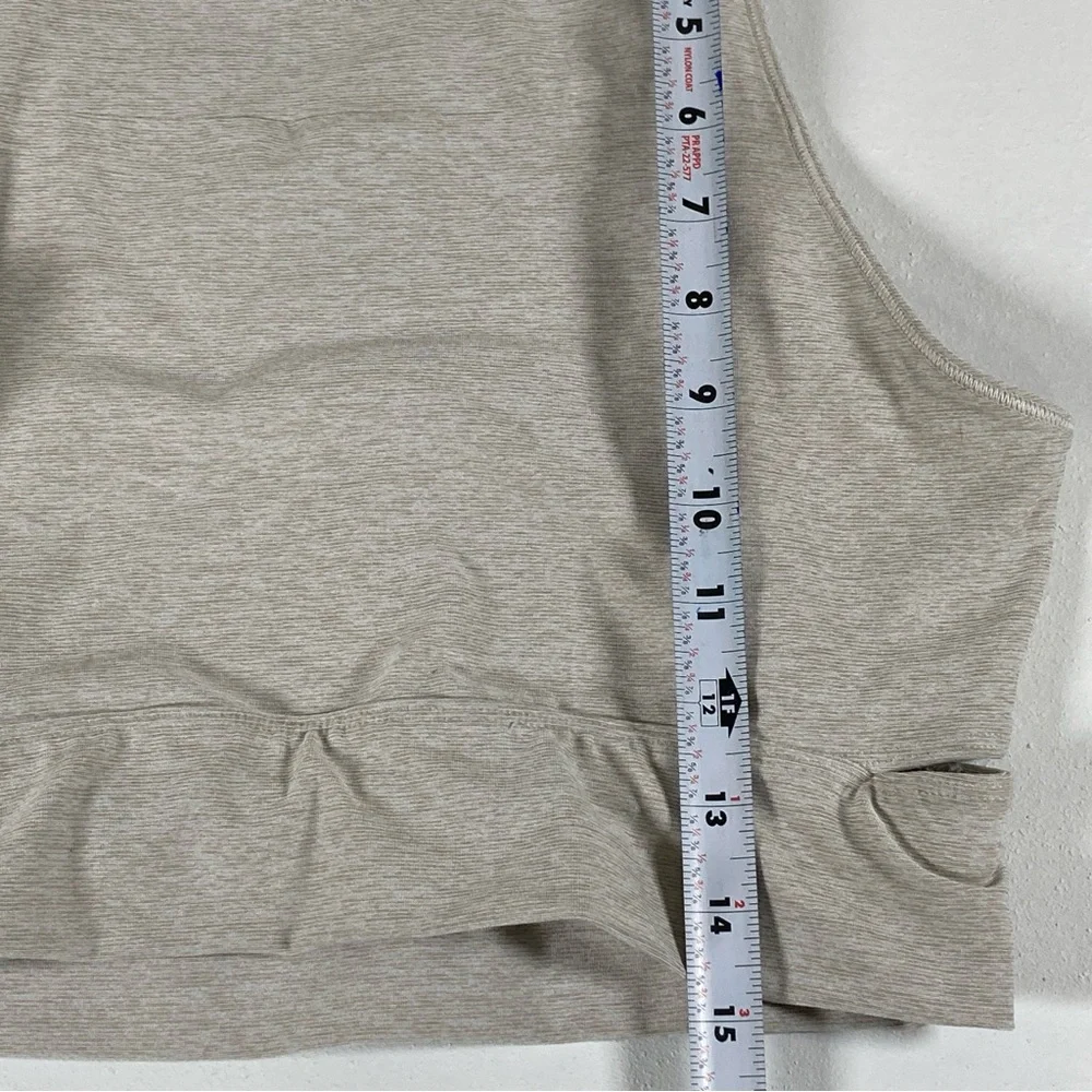 OUTDOOR VOICES Slash Back Open Back Cutout Crop Tank Heather Gray Sport Gym  M - Picture 8 of 10